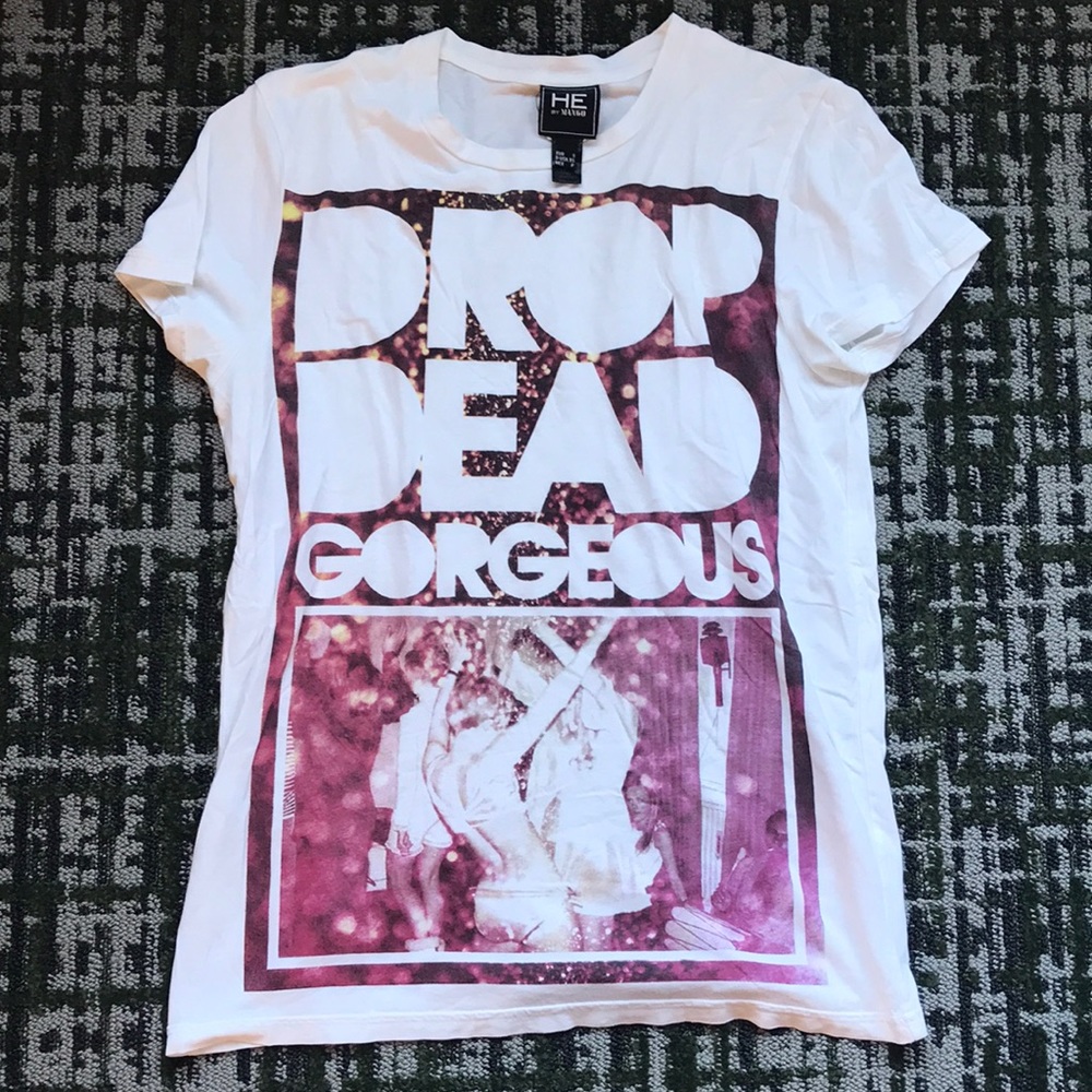 He by Mango “ Drop dead gorgeous“ party tee xs